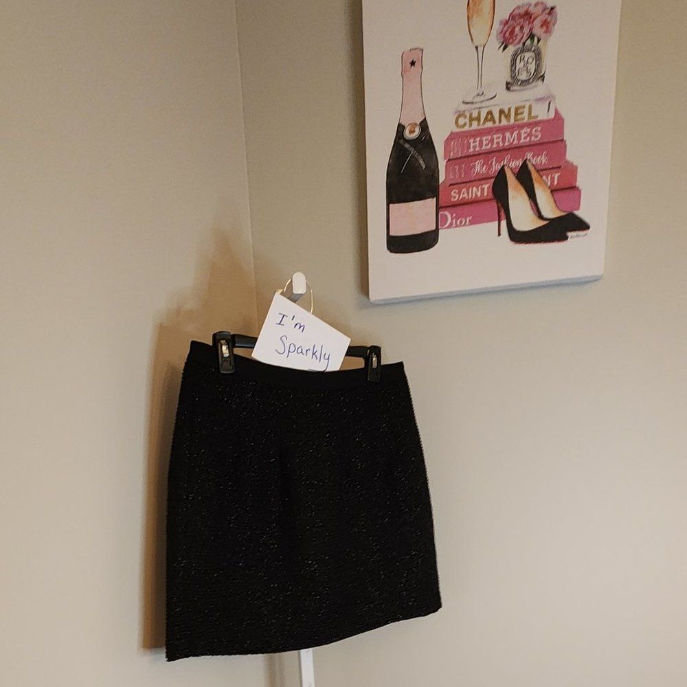 ✨ LOFT Black Sparkly Skirt Size 6 | Classic with a Little Glam ✨